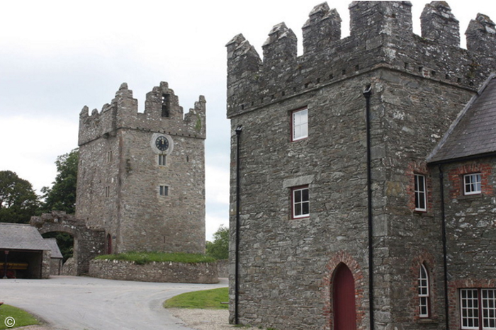 Castelo Ward, na Irlanda do Norte. Foto: Wikimedia user Ardfern licensed under CC BY-SA 3.0