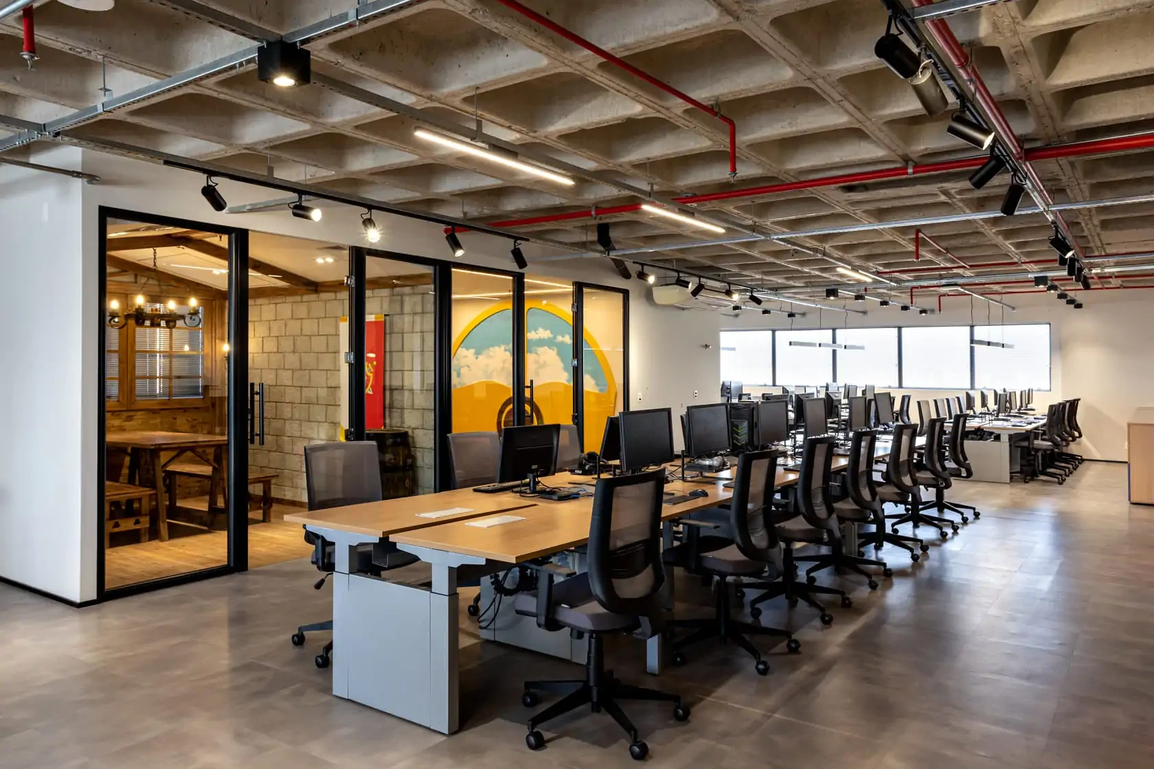 Level Up Games – Salas de Trabalho